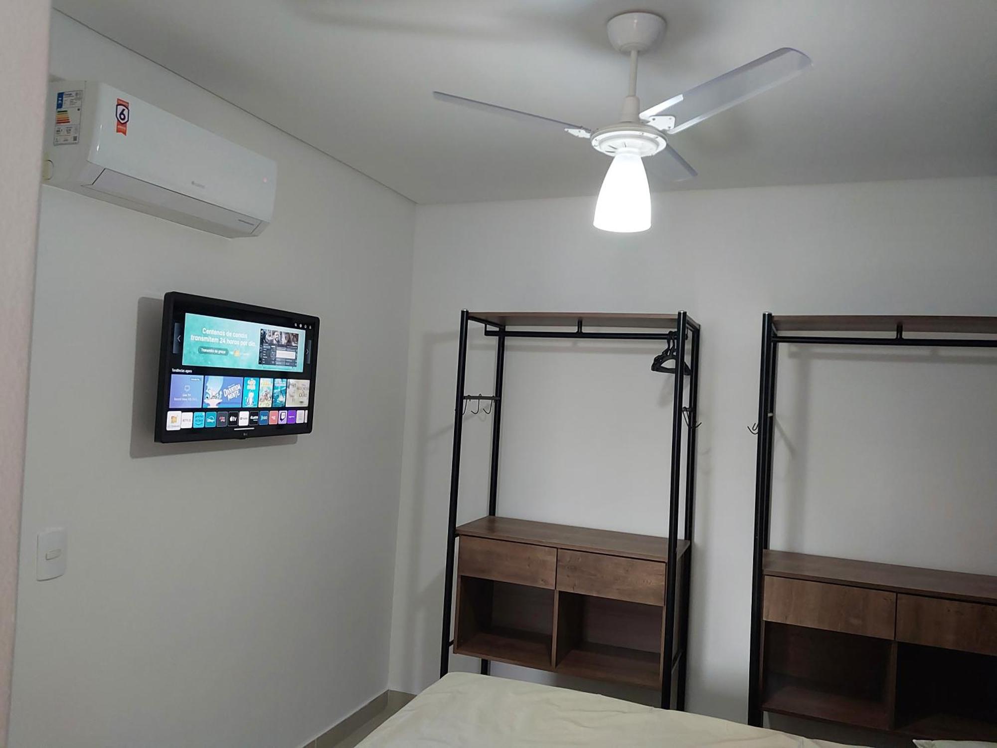 Jathy - Centro, Varanda Gourmet, Ar Condicionado, Piscina E Wi-fi Apartment Ubatuba